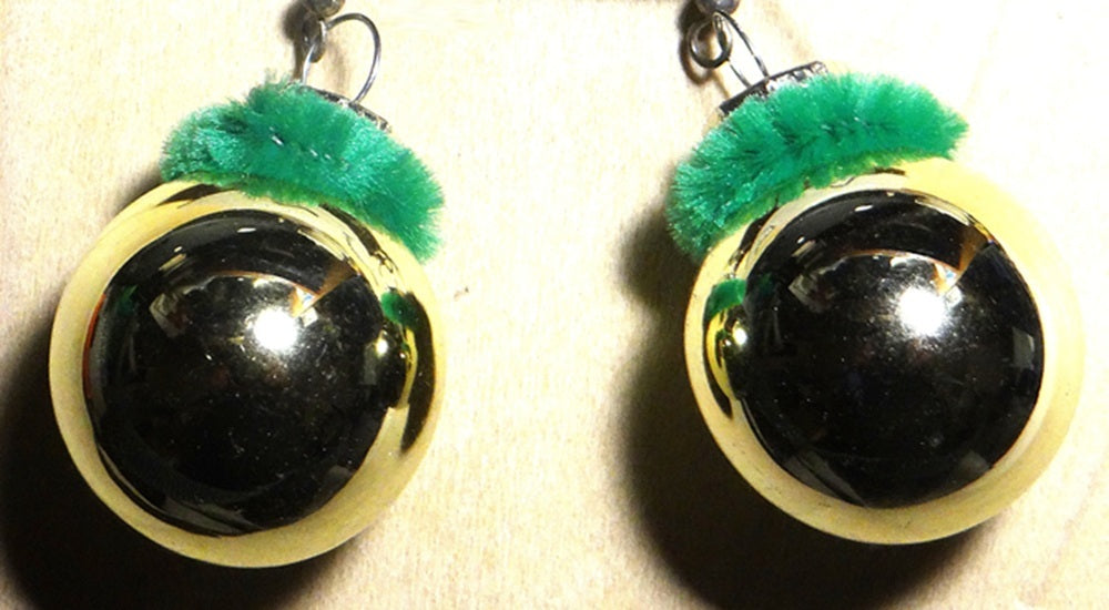 Exquisite Gold Mirrored Earring Set